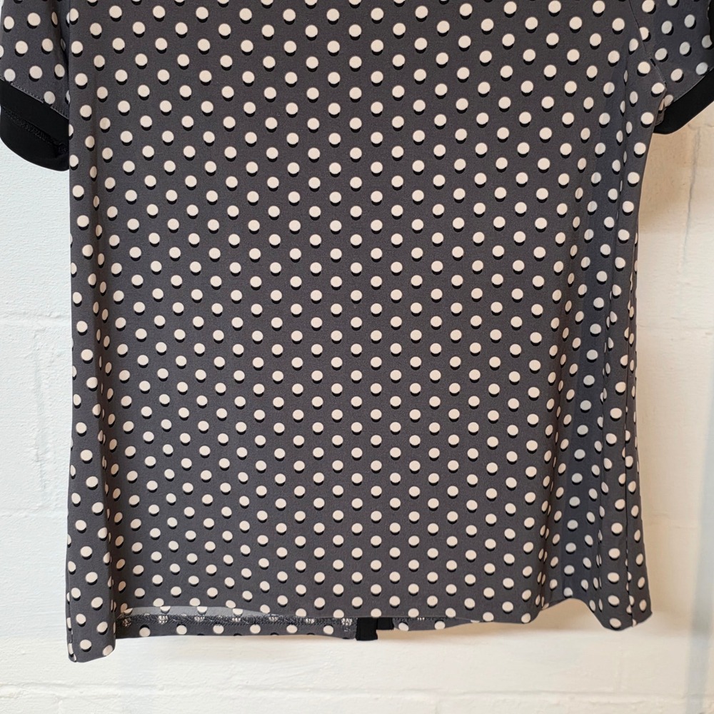 Anne Klein Polka Dot Pearly Dot Button-Back Blouse Size M - Picture 4 of 10